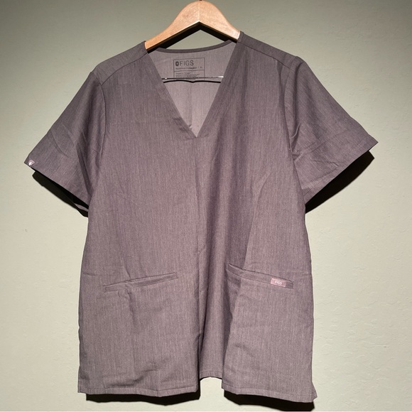 FIGS Short Sleeve Scrubs Top Charcoal Technical Collection 2 pocket Womens XL - Picture 1 of 4